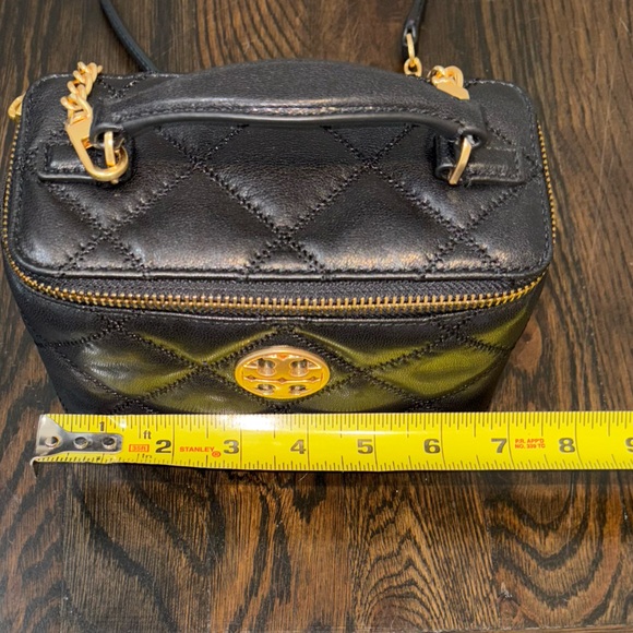 Tory Burch Willa Mini Vanity Bag Quilted Crossbody Shoulder Black Leather NWT - Picture 14 of 15